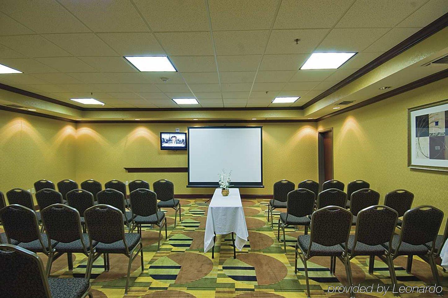 Hotel Hampton & Austin South 3*
