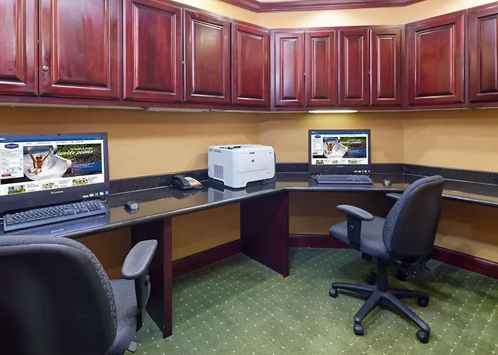 Hampton Inn & Suites Austin South Buda